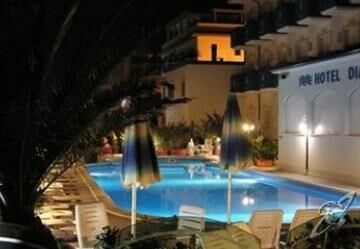Hotel Diana Viserbella di Rimini Eksteriør bilde