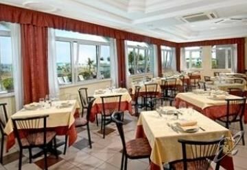 Hotel Diana Viserbella di Rimini Eksteriør bilde